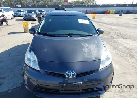 2013 Toyota Prius Three z USA, uszkodzony, nr VIN JTDKN3DU0D1676392